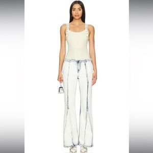 h:ours Calista Pant in Lt Tinted Bleach Light Wash Frayed Button Flare Jeans 24